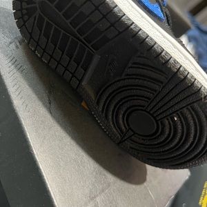 Size 4C baby sneakers, New.